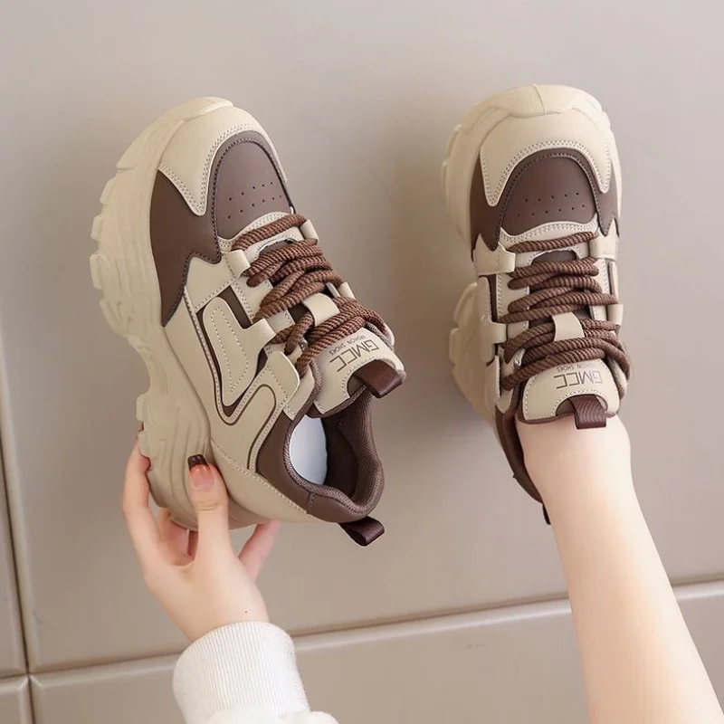 المرأة منصة أحذية رياضية موضة  - مراجعة Outdoor Sport Brand وسعره