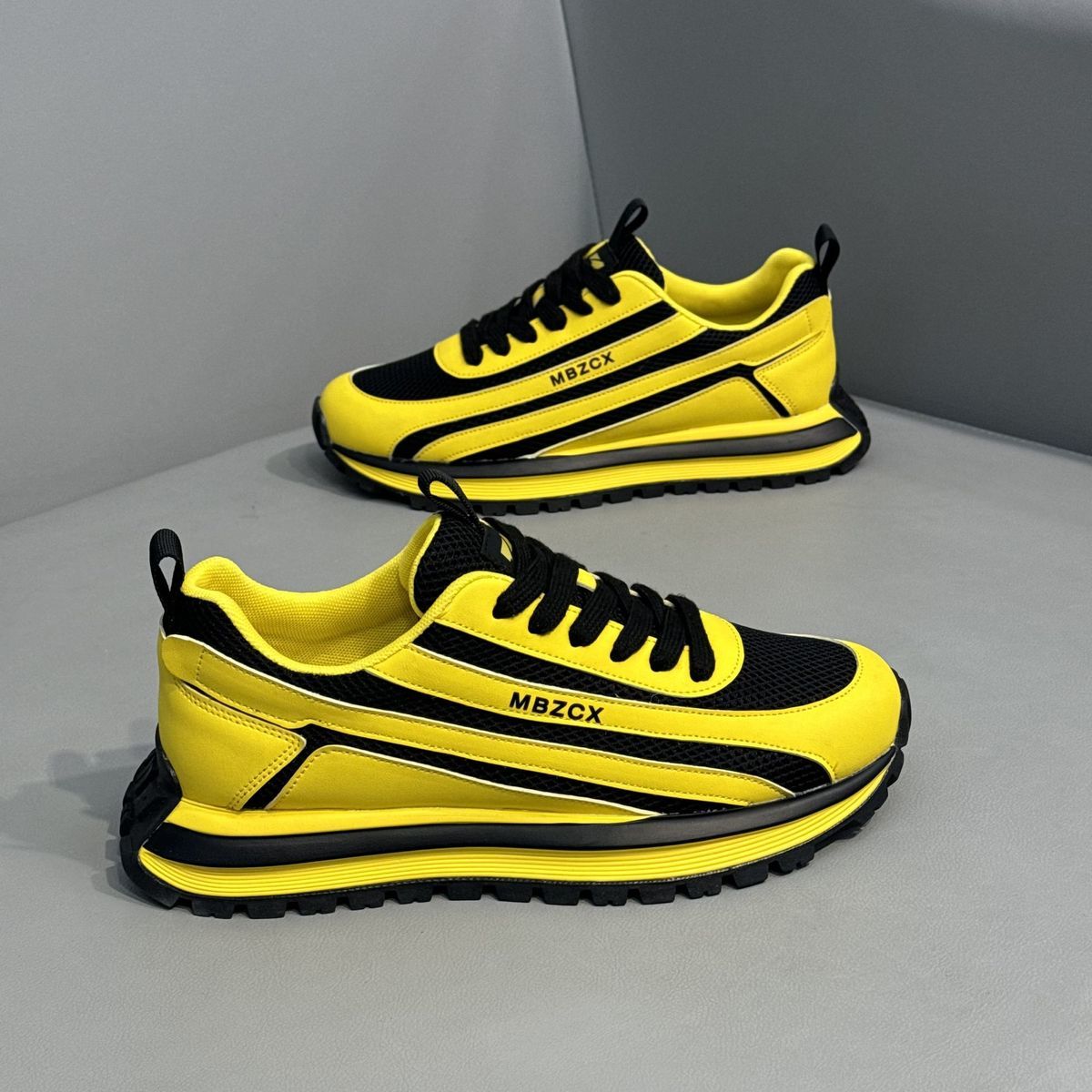 أحذية رياضية رجالية شبكية قابل - مراجعة Outdoor Sport Brand وسعره