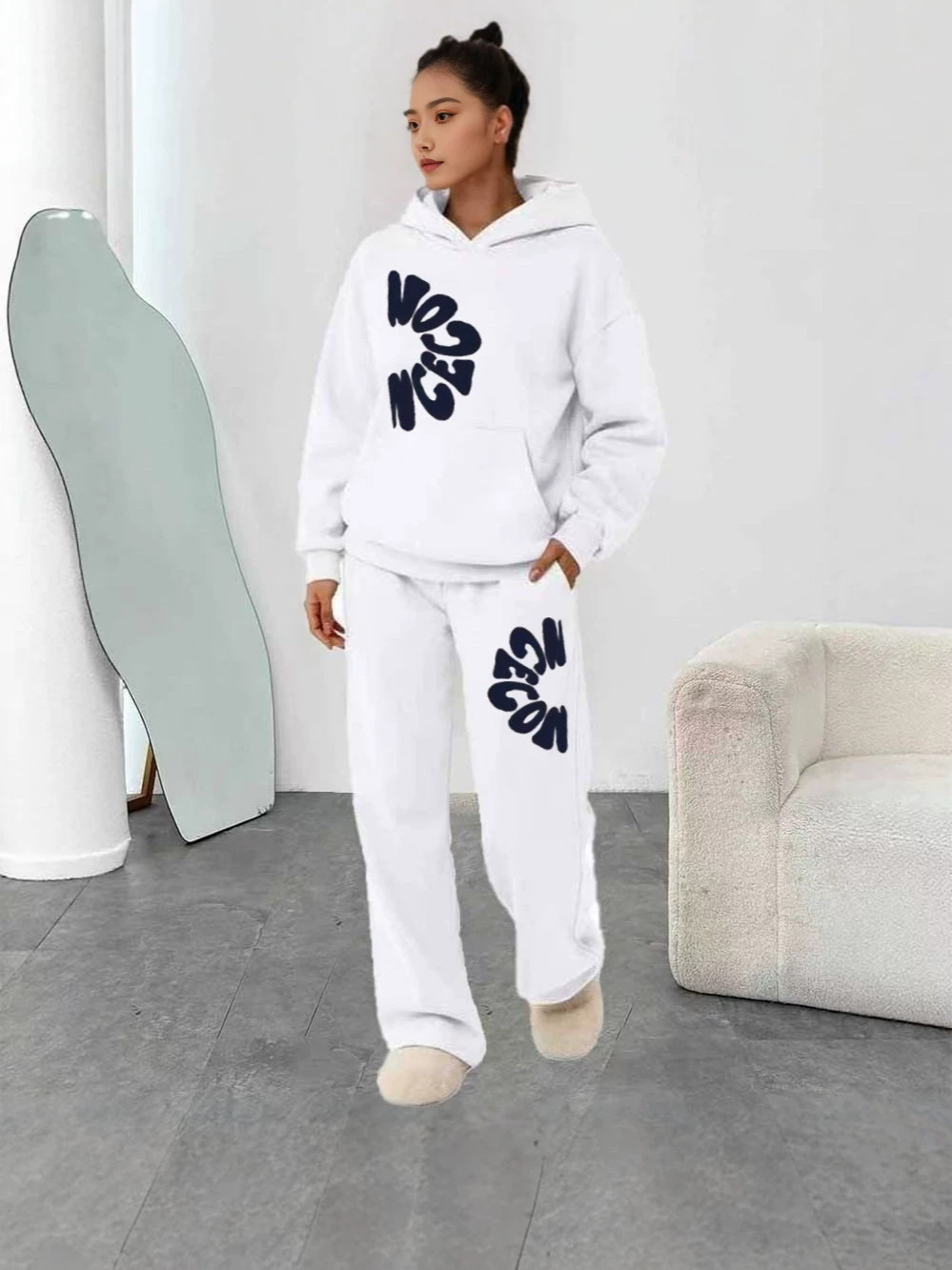 بدلة رياضية نسائية جديدة بالجم - مراجعة Outdoor Sport Outfit وسعره