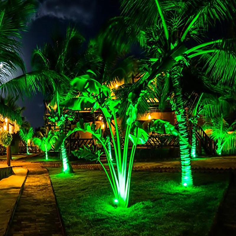 4 قطع من أضواء الحدائق LED بقو - مراجعة Outdoor Spotlight وسعره